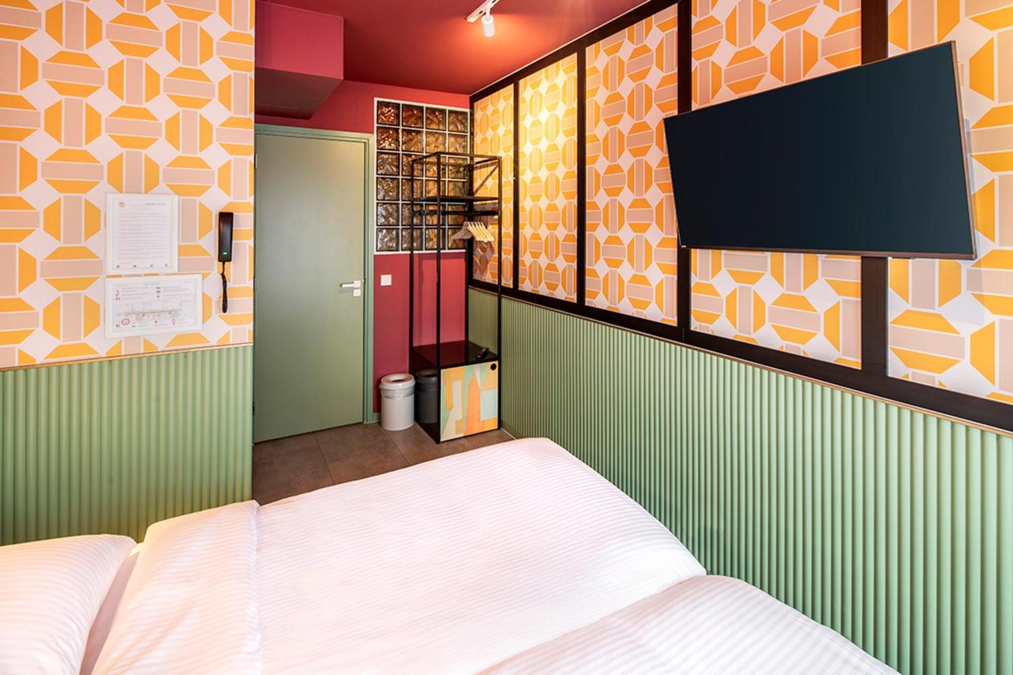 Tourist Inn Hotel Amsterdam Buitenkant foto